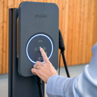 Fronius Wattpilot Flex Pro 22 C6E - Wallbox mit fest angesch